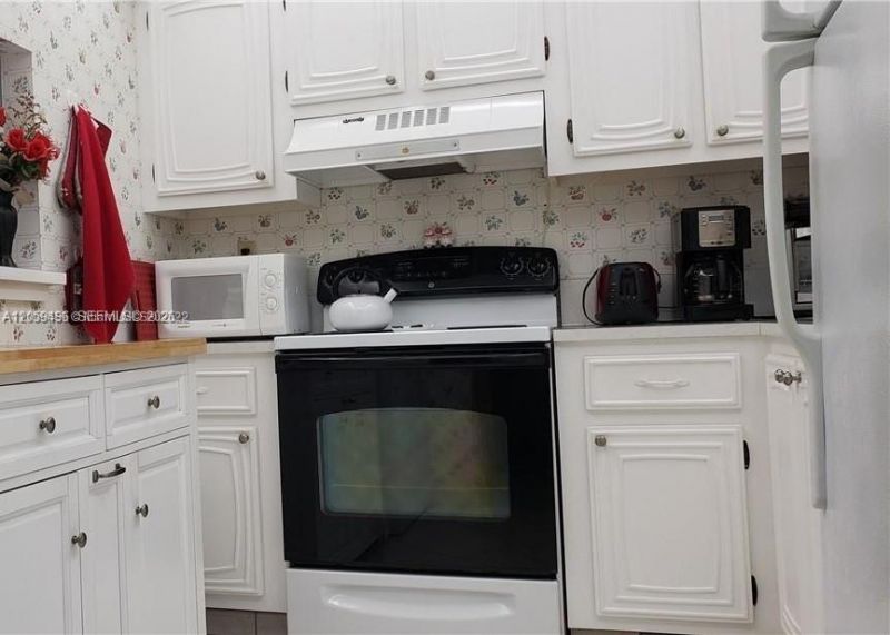 3821 Environ Blvd , Unit 406, Lauderhill, FL 33319 Photo