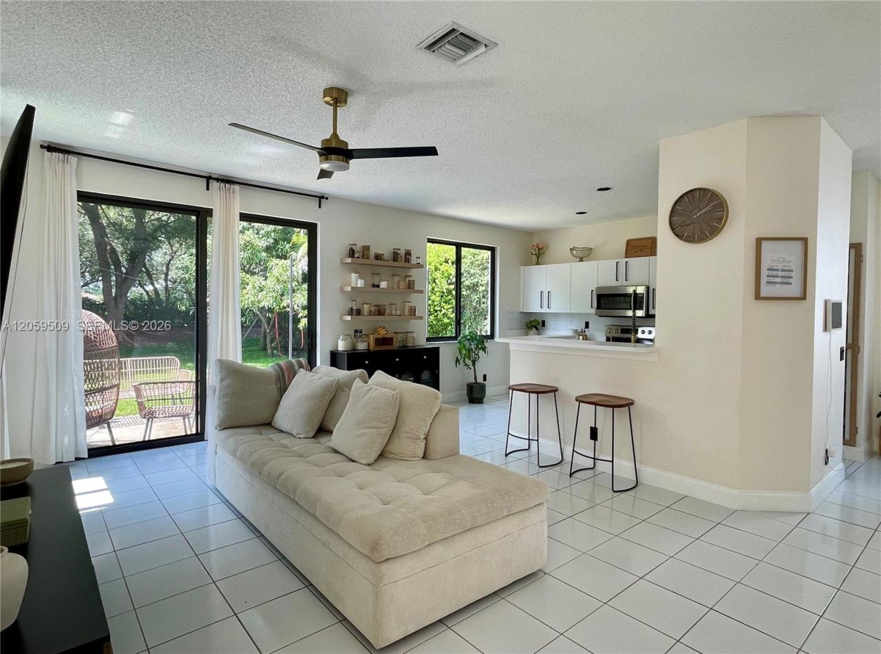1456 Sabal Trl , Weston, FL 33327 Photo