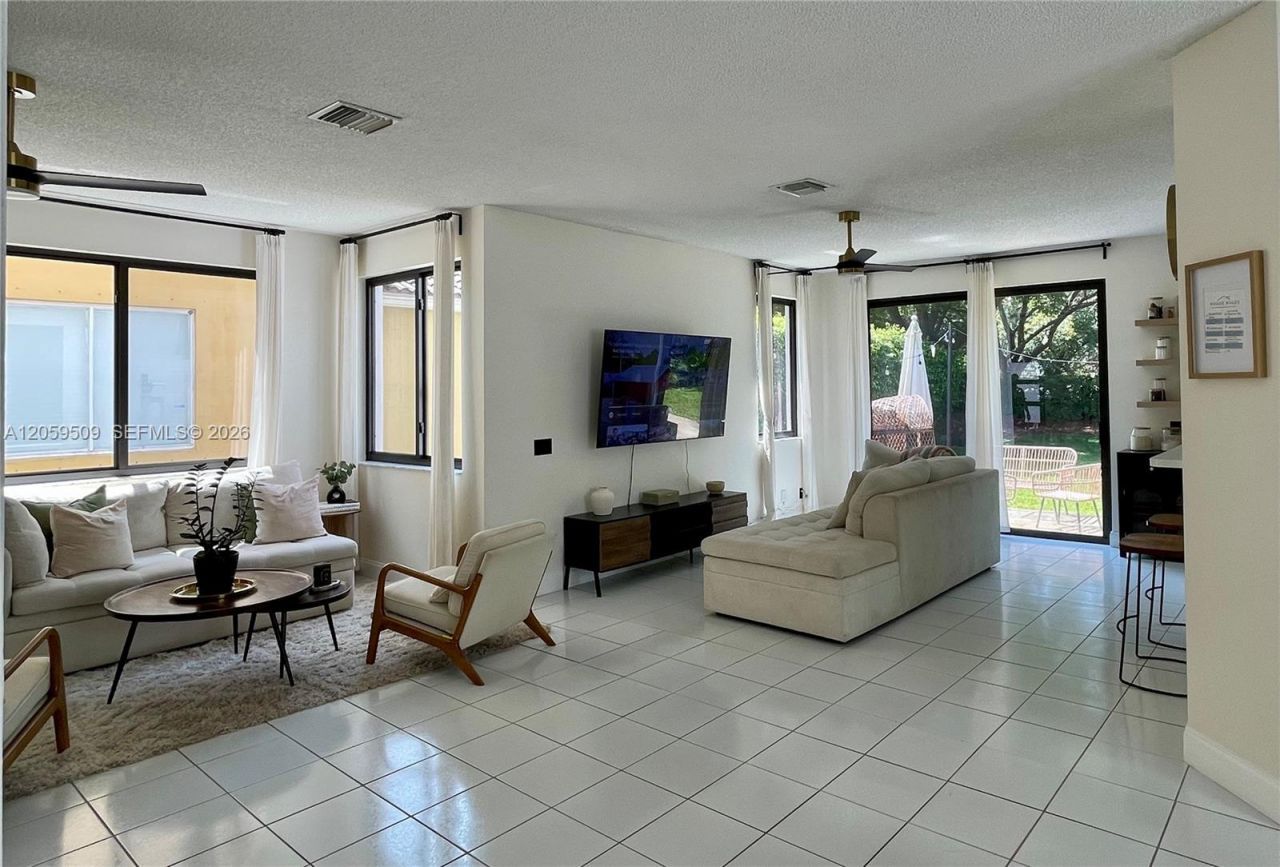 1456 Sabal Trl , Weston, FL 33327 Photo
