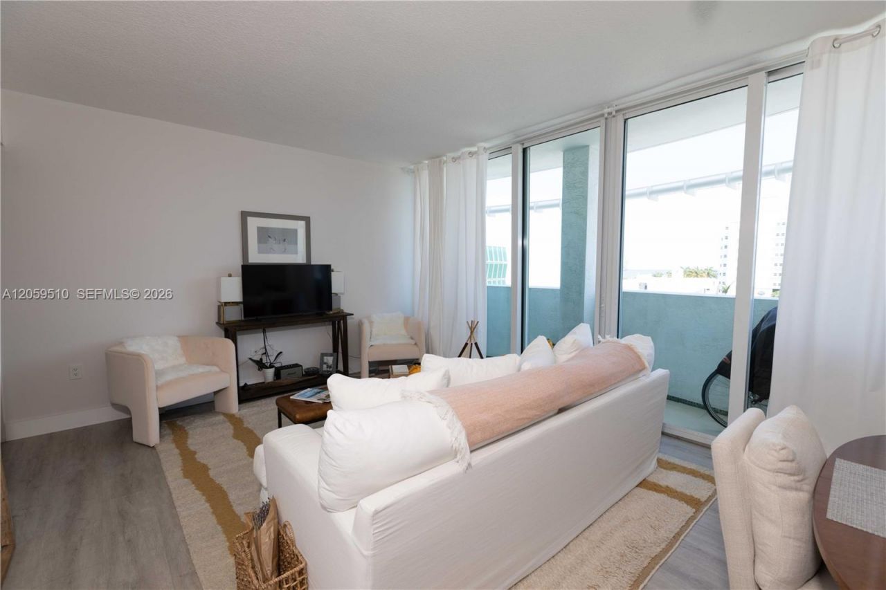 6580 Indian Creek Dr , Unit 510, Miami Beach, FL 33141 Photo