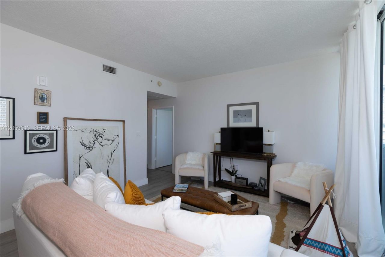 6580 Indian Creek Dr , Unit 510, Miami Beach, FL 33141 Photo