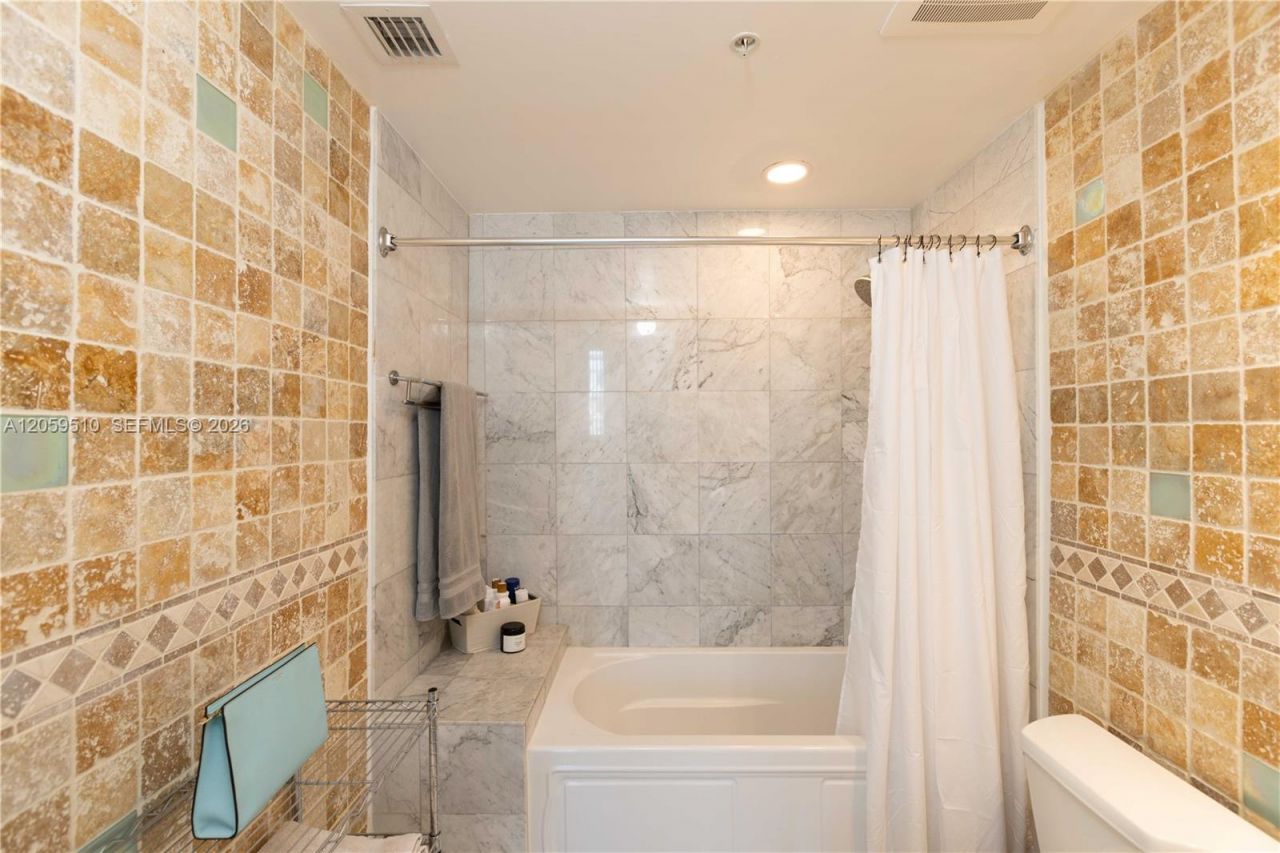 6580 Indian Creek Dr , Unit 510, Miami Beach, FL 33141 Photo