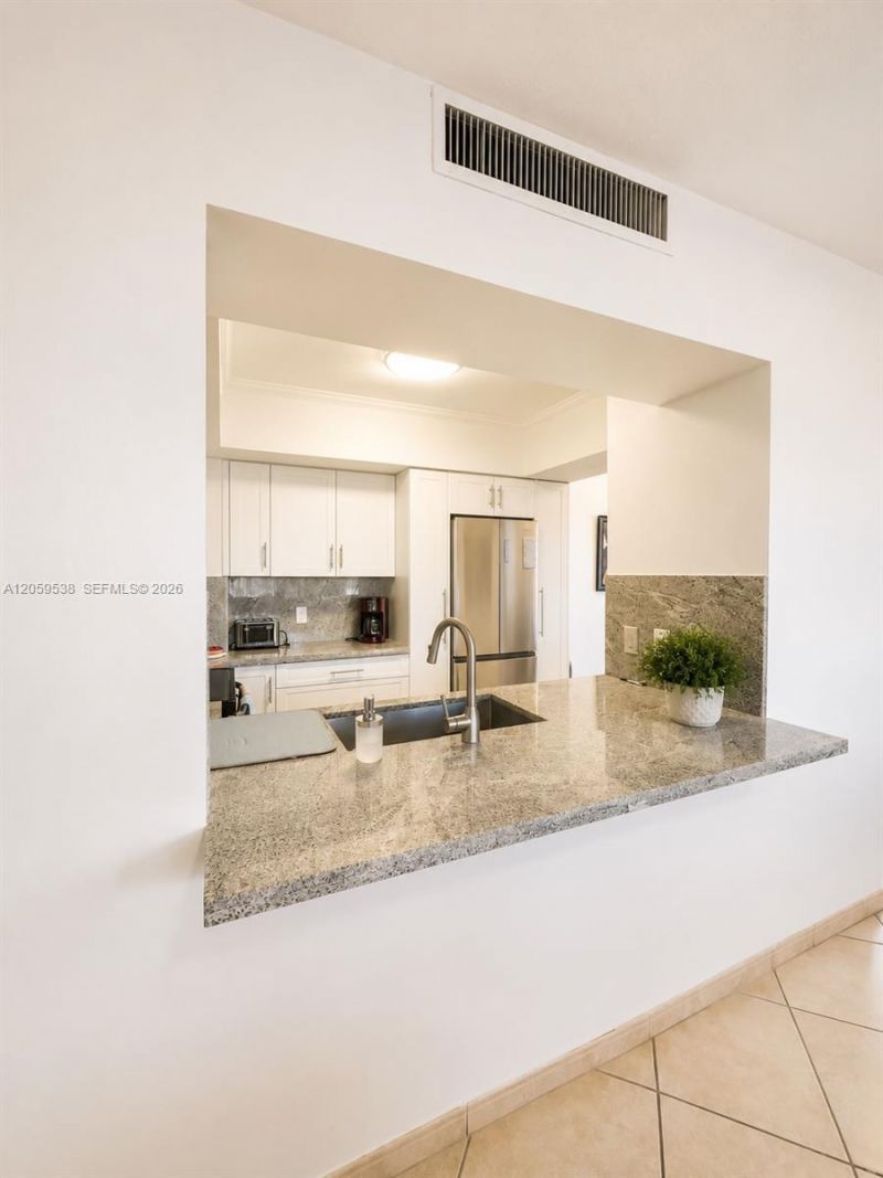 3505 S Ocean Dr , Unit 401, Hollywood, FL 33019 Photo
