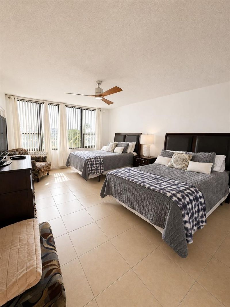 3505 S Ocean Dr , Unit 401, Hollywood, FL 33019 Photo