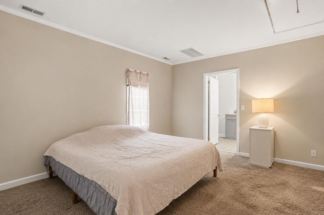 231 Live Oak Ln.  Photo 18
