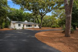 231 Live Oak Ln.  photo 4