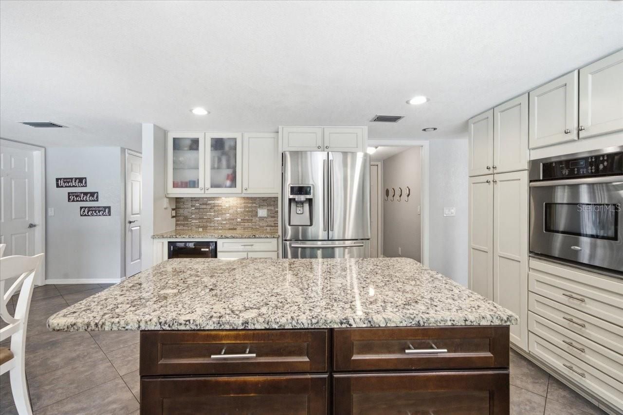 13101 Burnes Lake Drive, Tampa, FL 33612 Photo