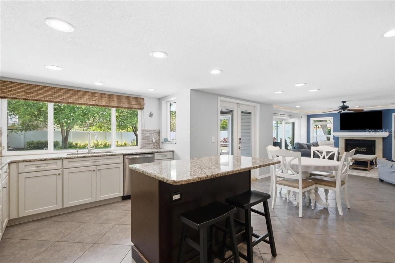 13101 Burnes Lake Drive, Tampa, FL 33612 Photo