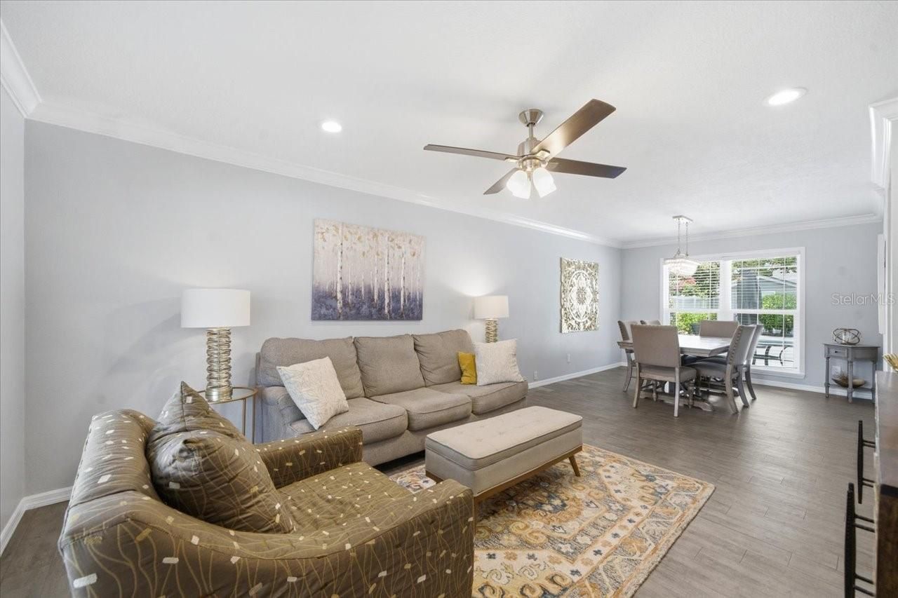 13101 Burnes Lake Drive, Tampa, FL 33612 Photo