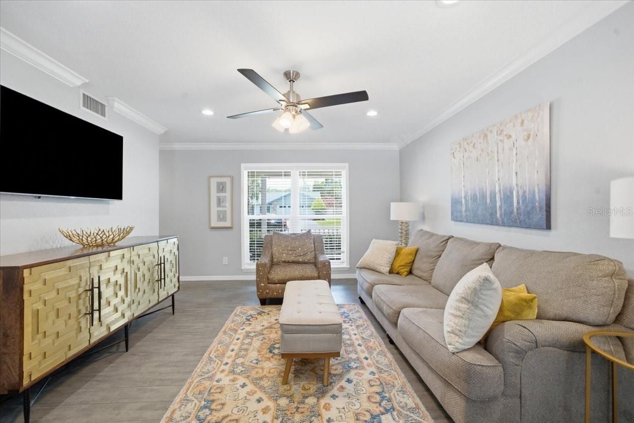 13101 Burnes Lake Drive, Tampa, FL 33612 Photo