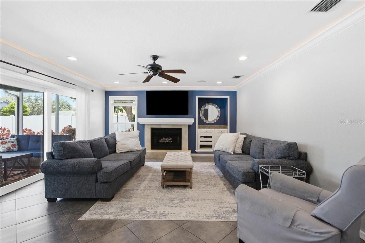 13101 Burnes Lake Drive, Tampa, FL 33612 Photo