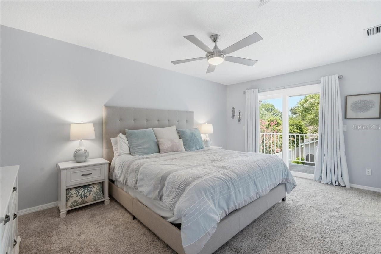 13101 Burnes Lake Drive, Tampa, FL 33612 Photo