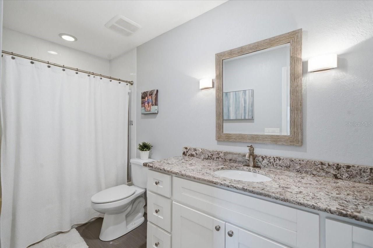 13101 Burnes Lake Drive, Tampa, FL 33612 Photo