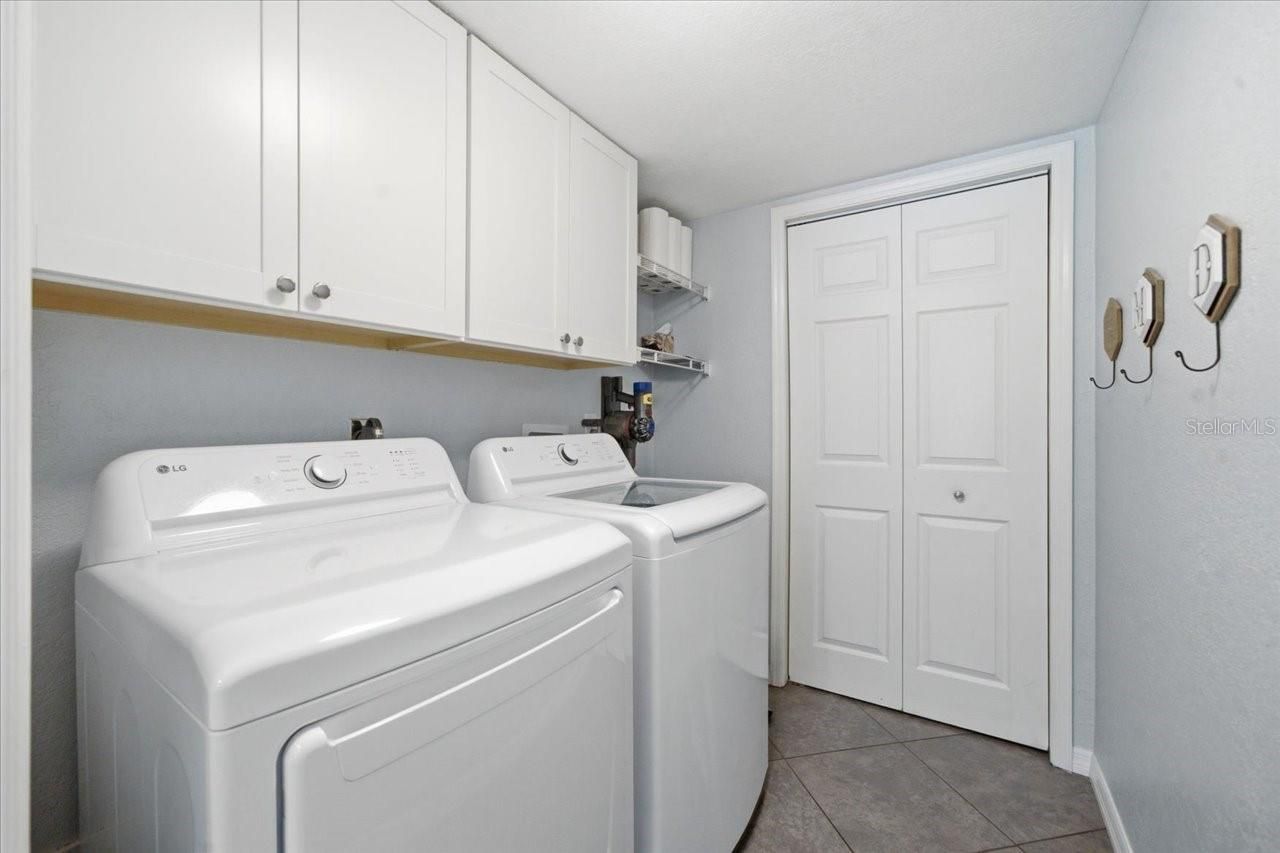 13101 Burnes Lake Drive, Tampa, FL 33612 Photo