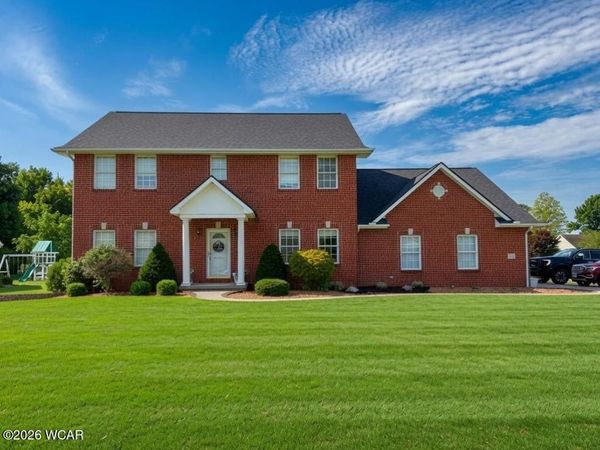 413 Oak Street, Ada, OH 45810