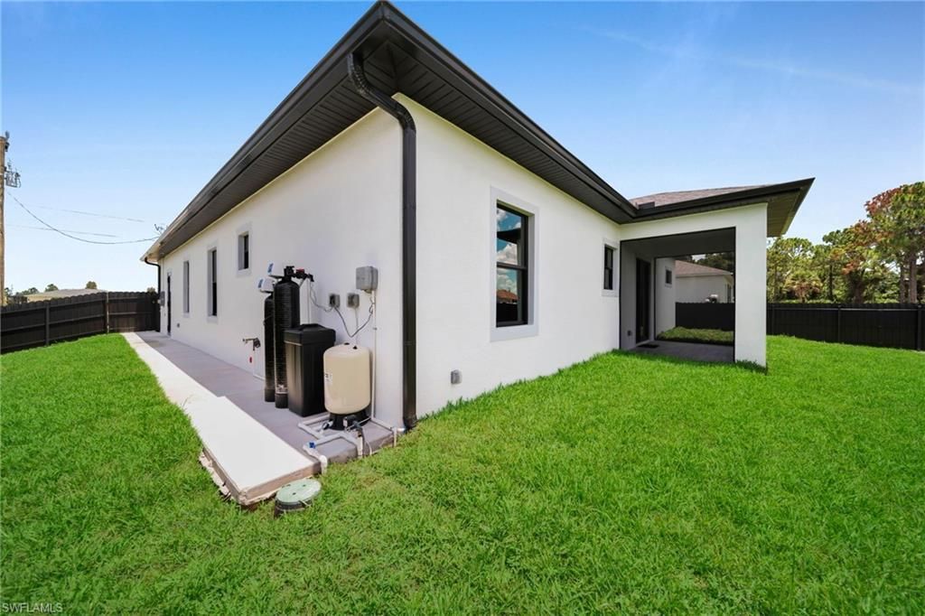 136 Pageant St, Lehigh Acres, FL 33974 Photo