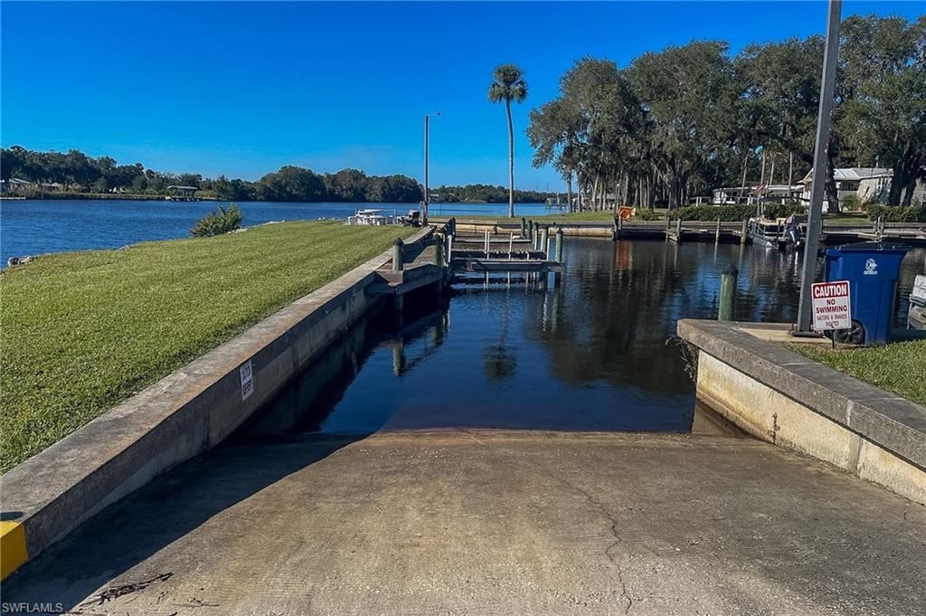 22 Ashe St , Alva, FL 33920 Photo
