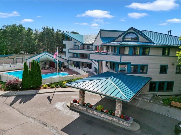 10 Kellogg Road, Unit 230, Essex Junction, VT 05452