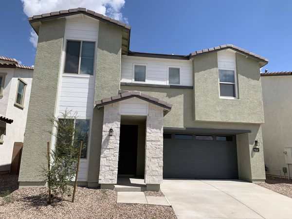 715 N Sparrow Drive, Gilbert, AZ 85234
