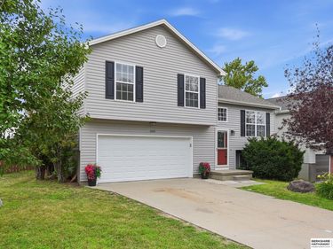 15301 Davidson Street, Bennington, NE 68007