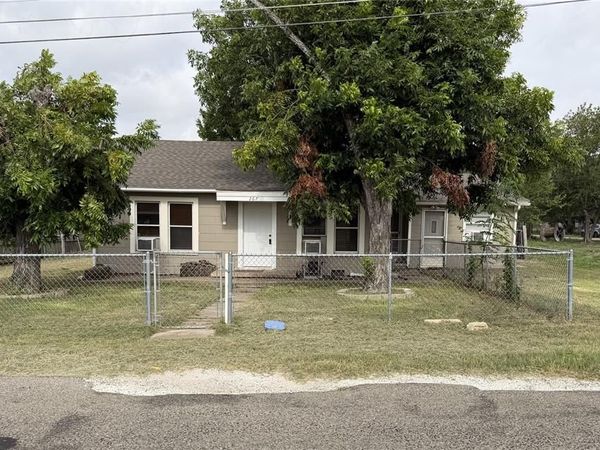 267 N Katy Road, Elm Mott, TX 76640