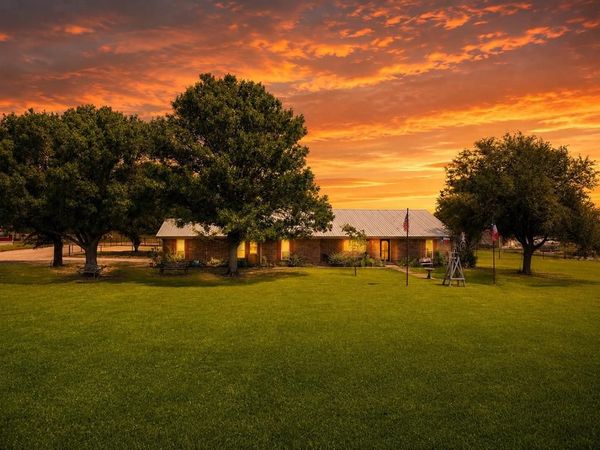 3472 N Masch Branch Road , Denton, TX 76207