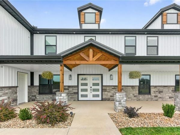 10782 Starr School Road, Odessa, MO 64076