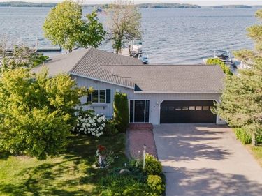 4 Washington Island , Clayton, NY 13624