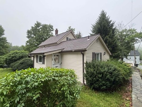 68 Mccarthy Ave, Leicester, MA 01611