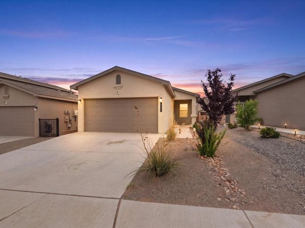 6331 Gannett Drive NE, Rio Rancho, NM 87144