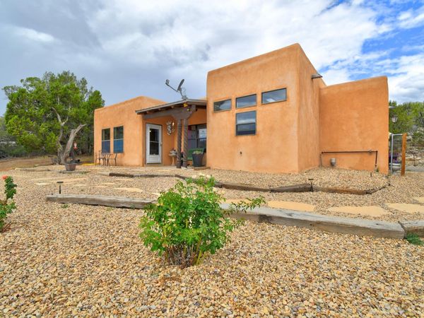 17 Camino Estribor , Edgewood, NM 87015