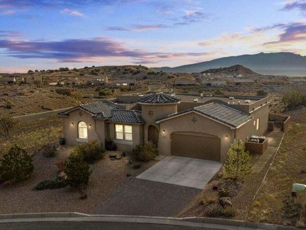 5518 Desert Sky Court NE, Rio Rancho, NM 87144