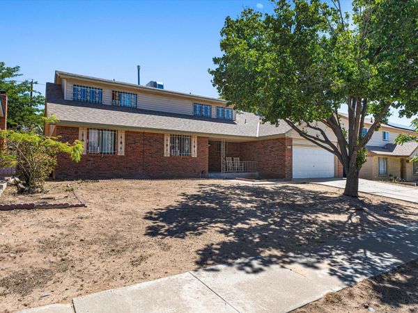 3716 General Stilwell Street NE, Albuquerque, NM 87111