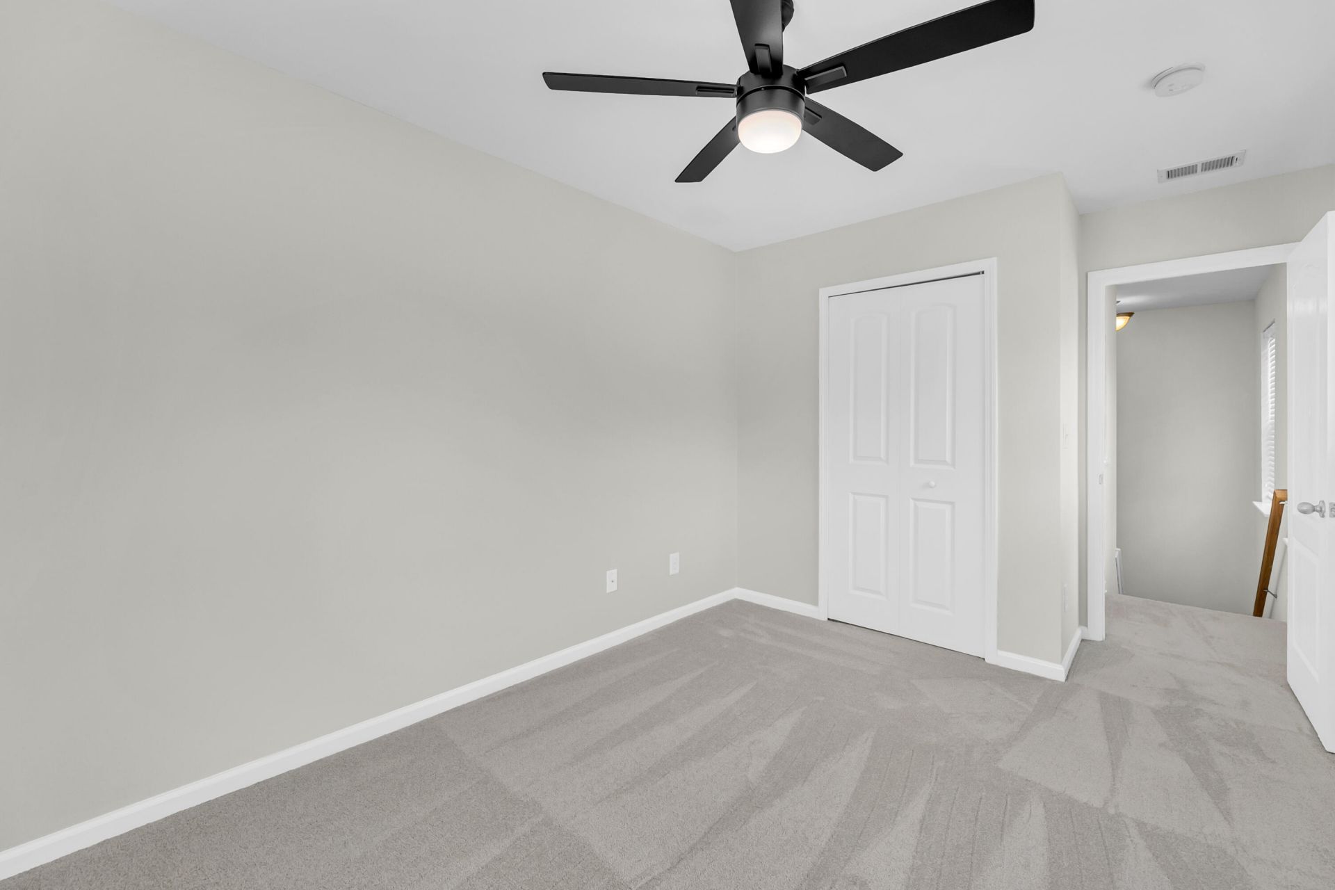 421 Savannah River Drive Photo 15