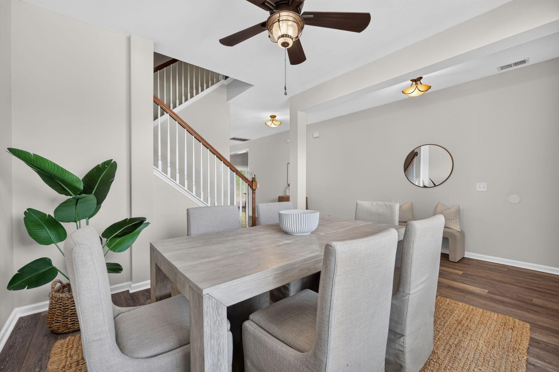 3559 Franklin Tower Drive Photo 6