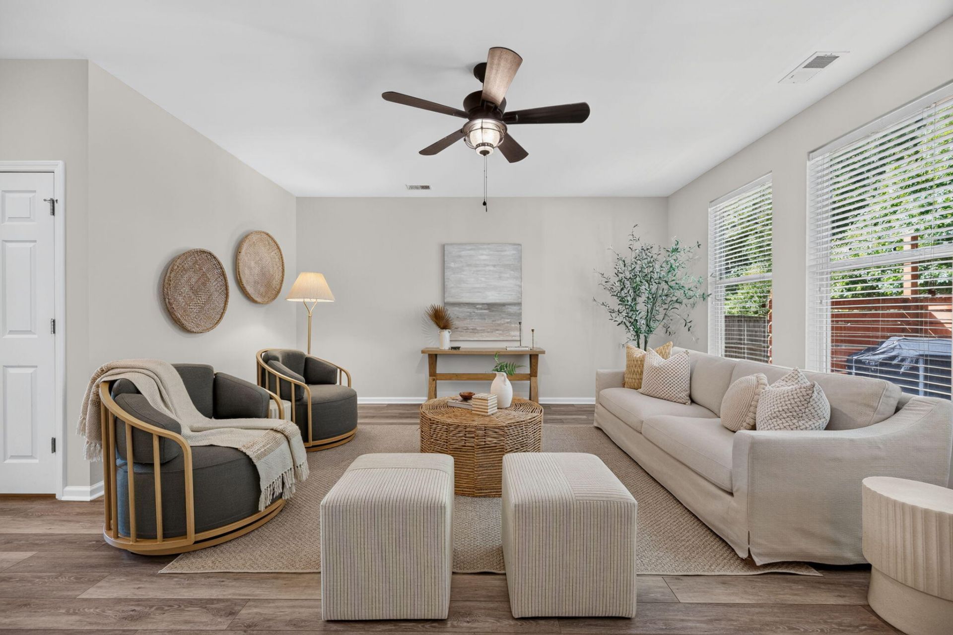 3559 Franklin Tower Drive Photo 8