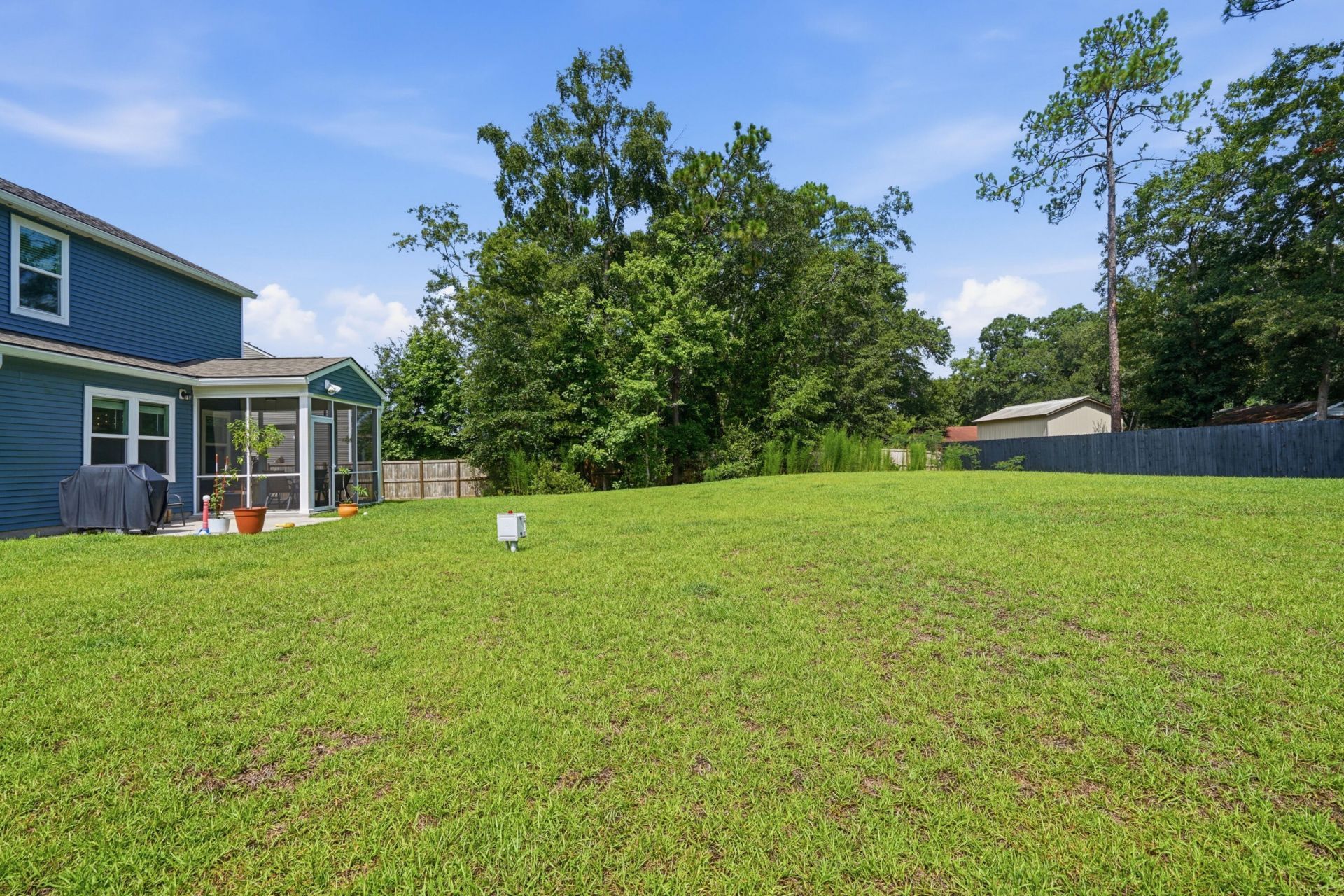 3045 Grinnell Street Photo 54