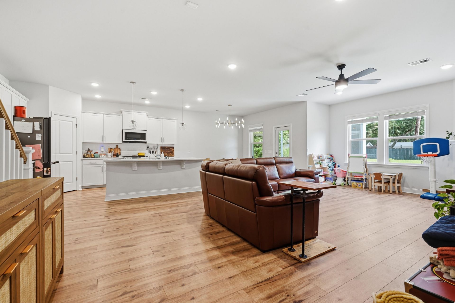 3045 Grinnell Street Photo 6