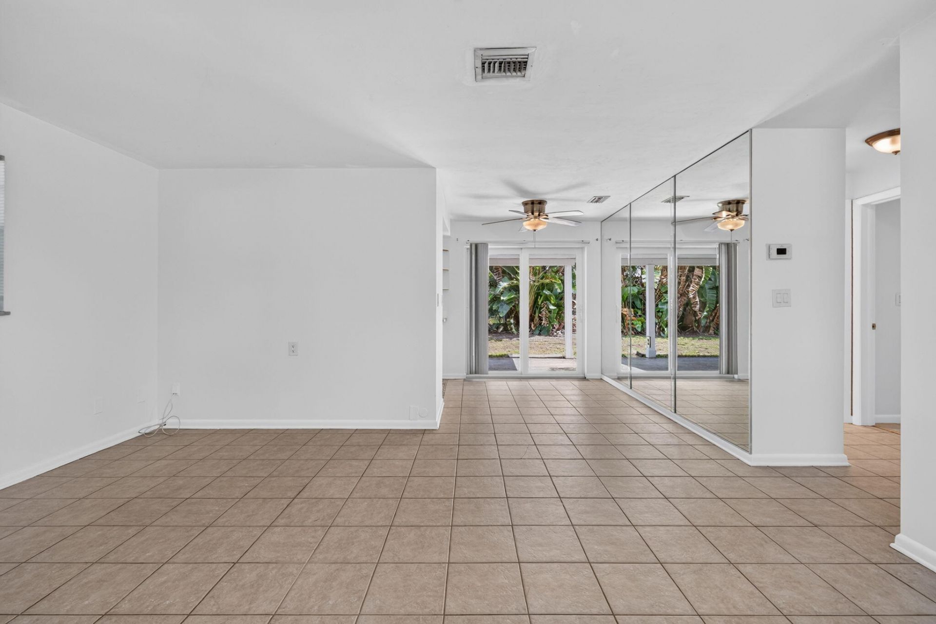 101 E Beverly Road E, Jupiter, FL 33469 Photo