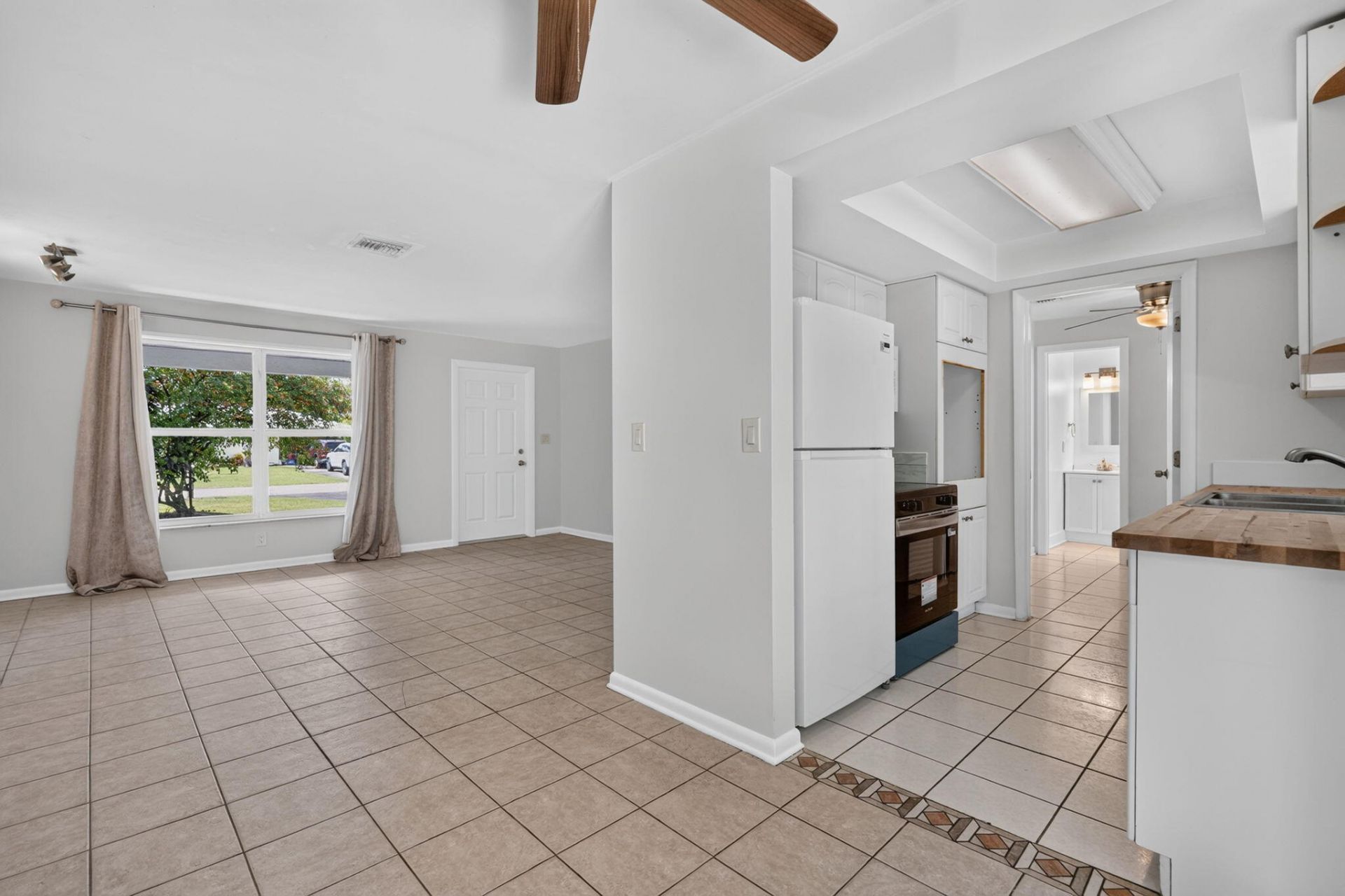 101 E Beverly Road E, Jupiter, FL 33469 Photo