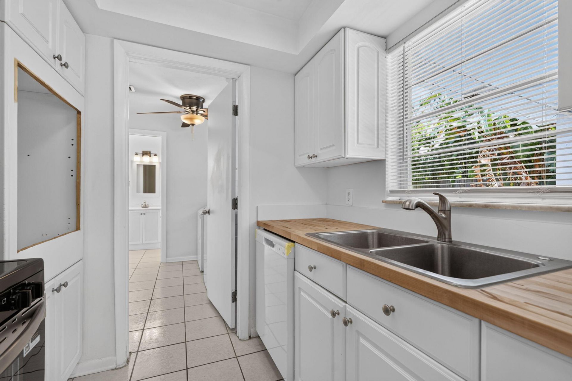 101 E Beverly Road E, Jupiter, FL 33469 Photo
