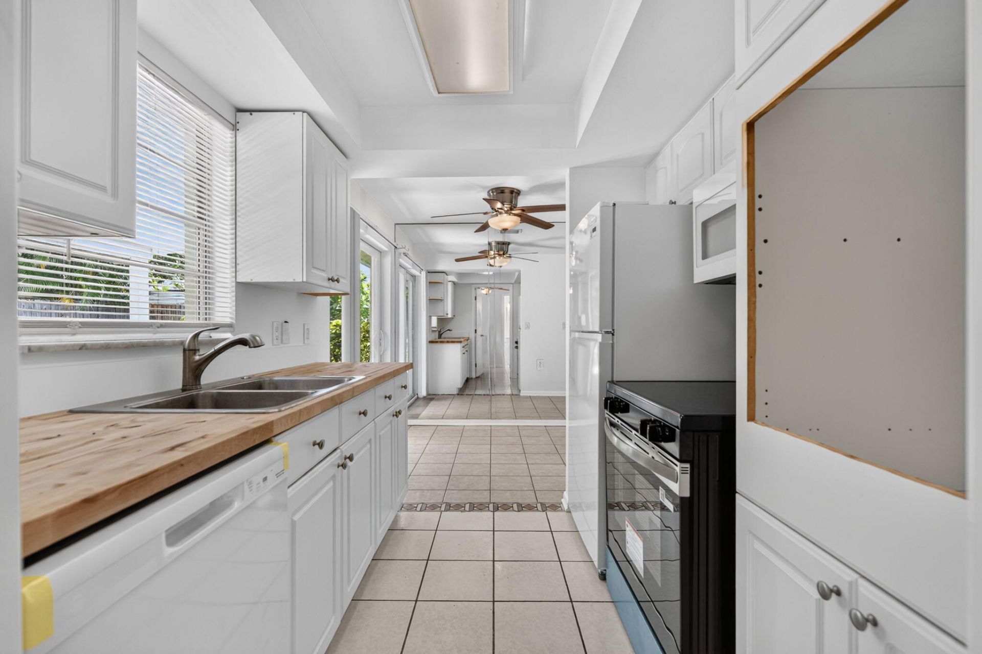 101 E Beverly Road E, Jupiter, FL 33469 Photo