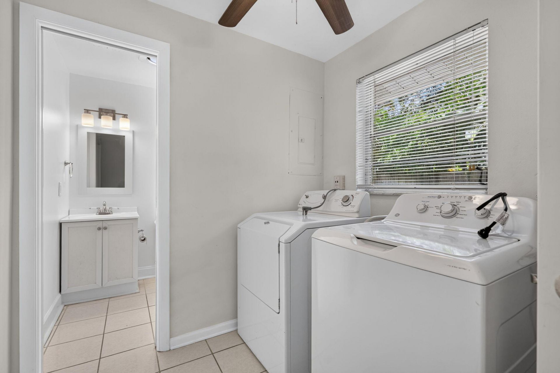101 E Beverly Road E, Jupiter, FL 33469 Photo