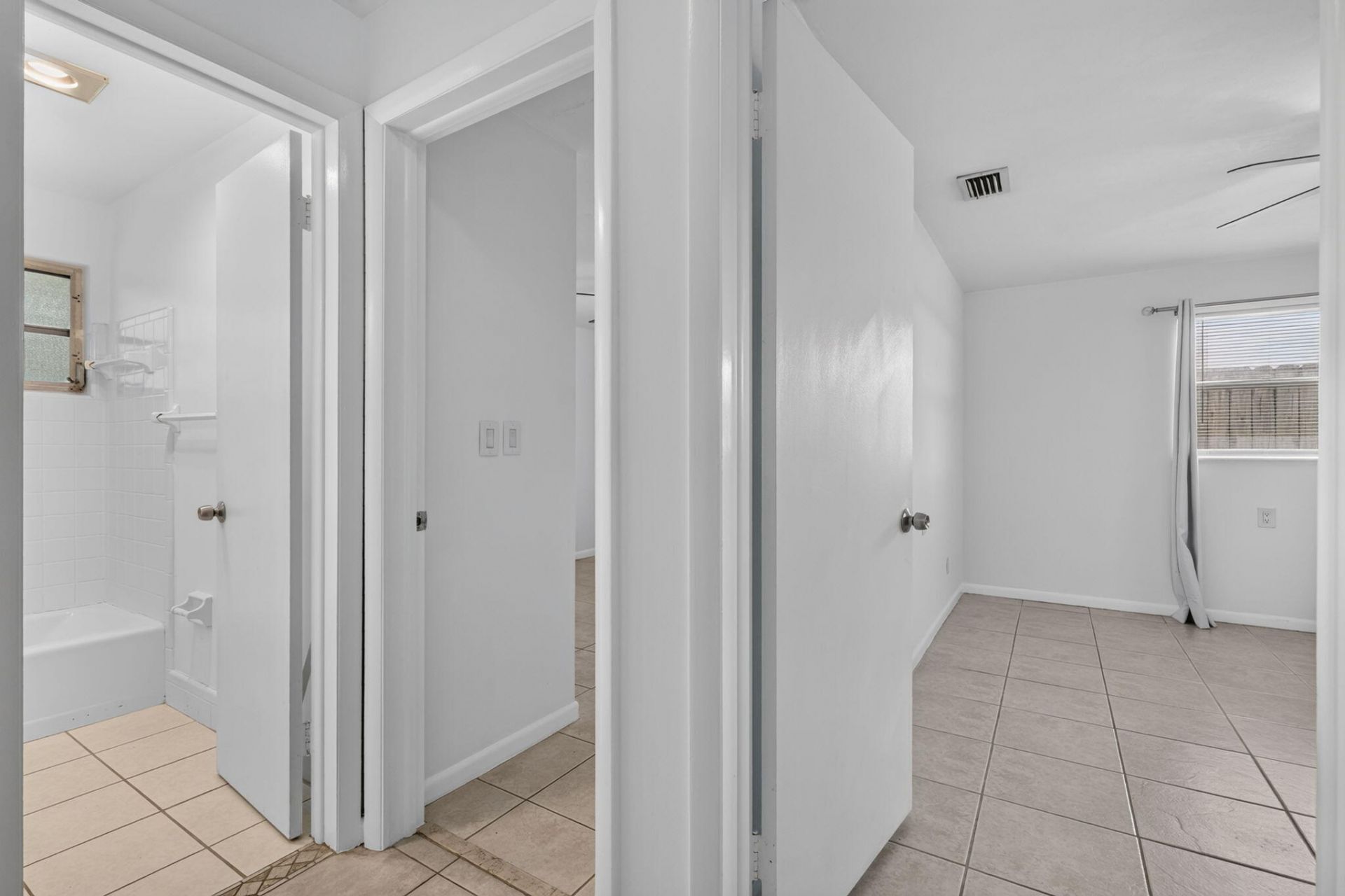 101 E Beverly Road E, Jupiter, FL 33469 Photo
