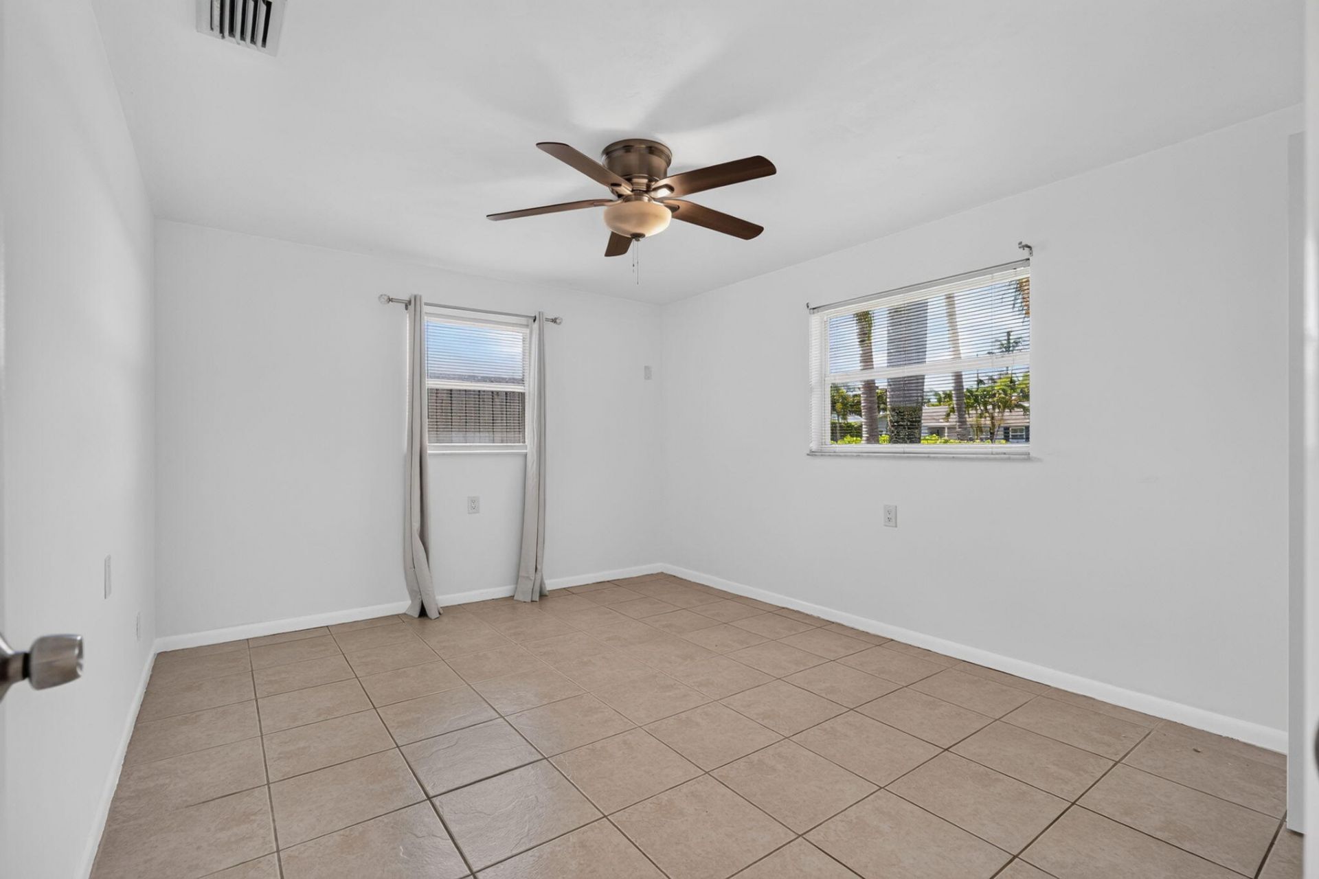 101 E Beverly Road E, Jupiter, FL 33469 Photo