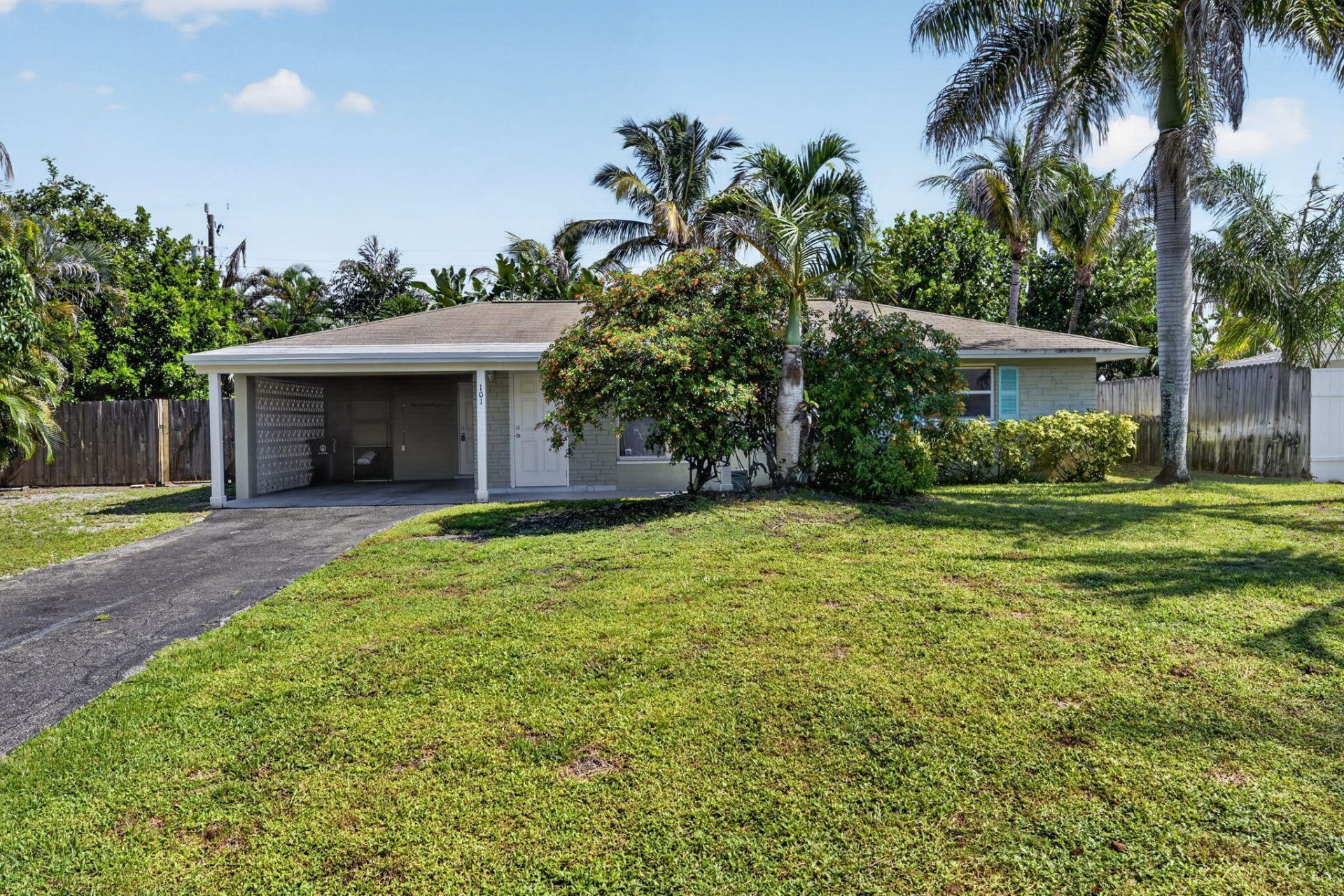 101 E Beverly Road E, Jupiter, FL 33469 Photo