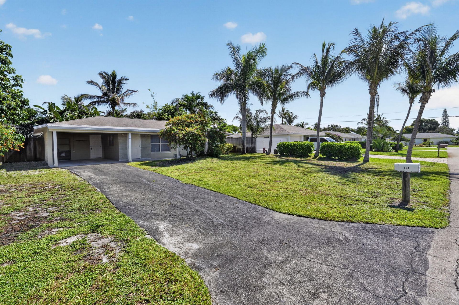 101 E Beverly Road E, Jupiter, FL 33469 Photo