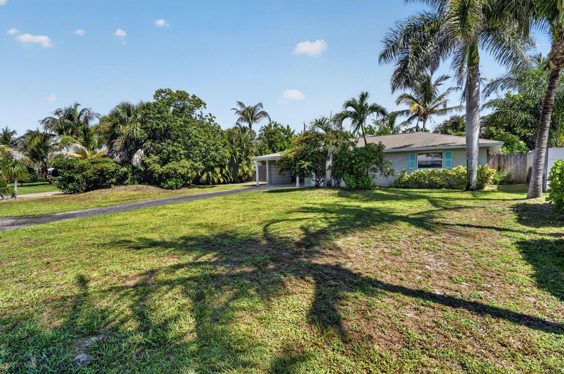 101 E Beverly Road E, Jupiter, FL 33469 Photo