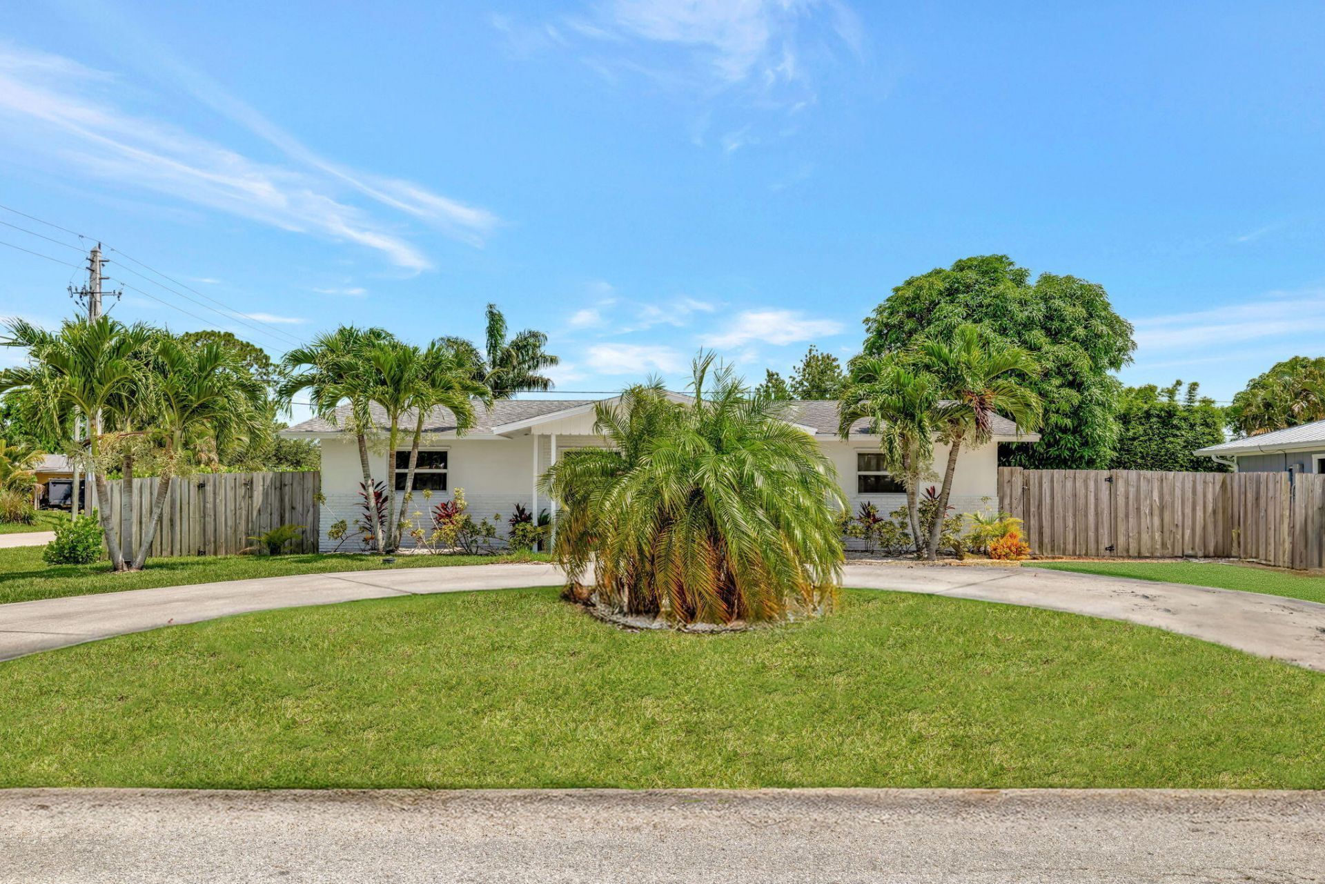 1894 SE Lafayette Street, Stuart, FL 34997 Photo