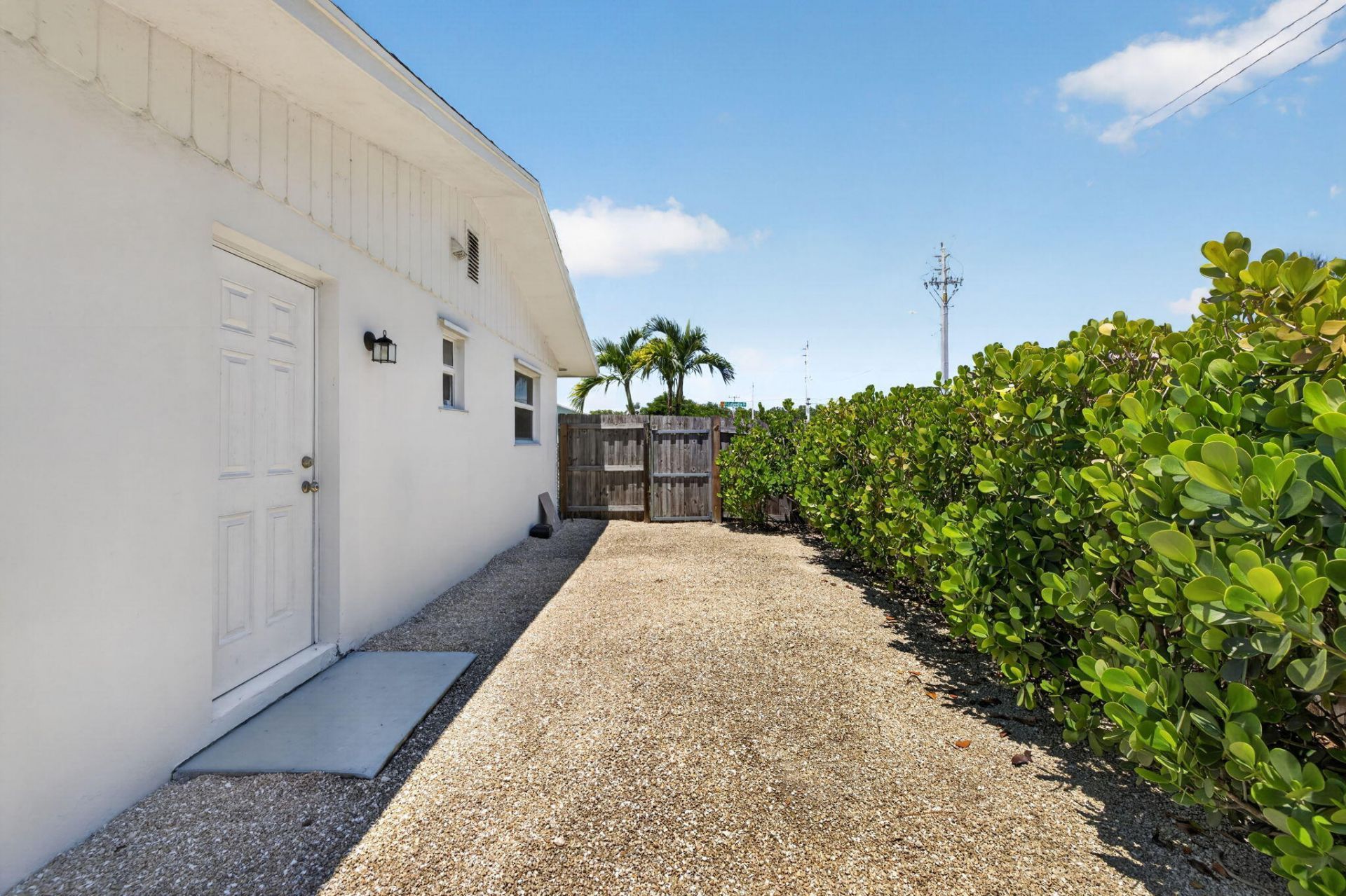 1894 SE Lafayette Street, Stuart, FL 34997 Photo